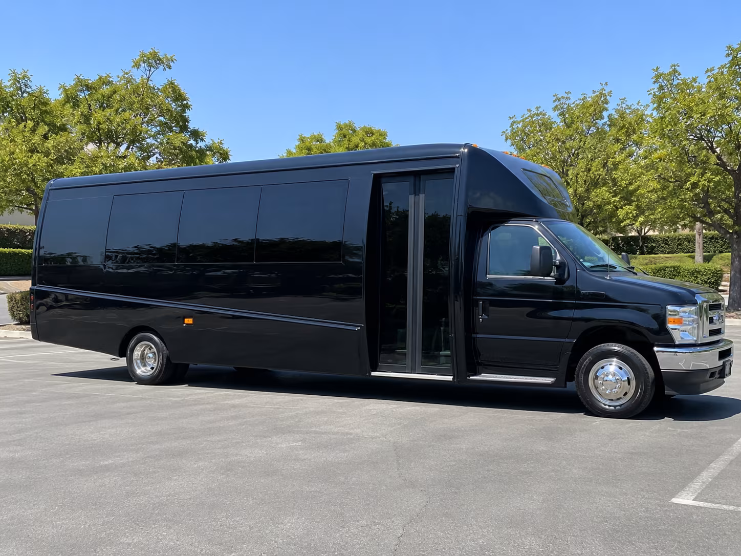 buses for overnight and multi stop field trips from garden grove schools