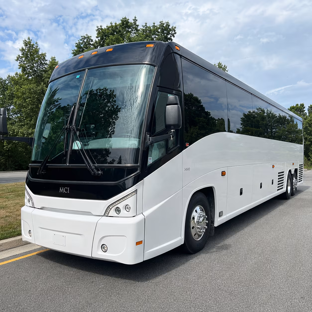 find the perfect transportation for your next airport transfer 5